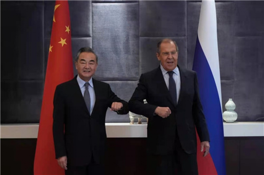 Ινδονησία - G20: Η Κίνα επαινεί την αντίθεση της Ρωσίας σε έναν πυρηνικό πόλεμο