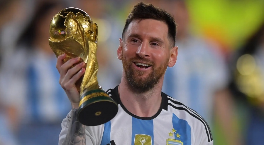 Σοκάρει ο Messi: Βάζει «φρένο» στην ποδοσφαιρική του καριέρα μετά τον θάνατο του πατέρα του - «Δεν ξέρω αν μπορώ να συνεχίσω»