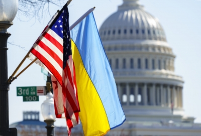ΗΠΑ: Αυστηρότερη εποπτεία της οικονομικής βοήθειας στην Ουκρανία ζητούν βουλευτές – Υποψίες για διαφθορά Zelensky