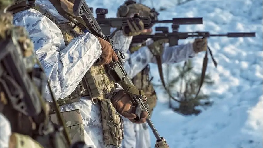 Μακελειό στην Ουκρανία - Τρένο που μετέφερε ελίτ μονάδες καταστράφηκε σε ρωσική επίθεση