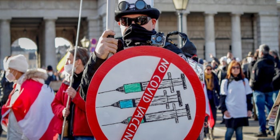 Αυστρία: Υπό το βάρος της λαϊκής οργής, συγγνώμη για το lockdown από τον Καγκελάριο Schallenberg