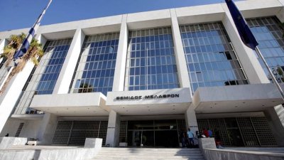 Προκαταρκτική έρευνα για συνομιλίες κρατουμένων με Αυγενάκη διέταξε η εισαγγελέας του ΑΠ