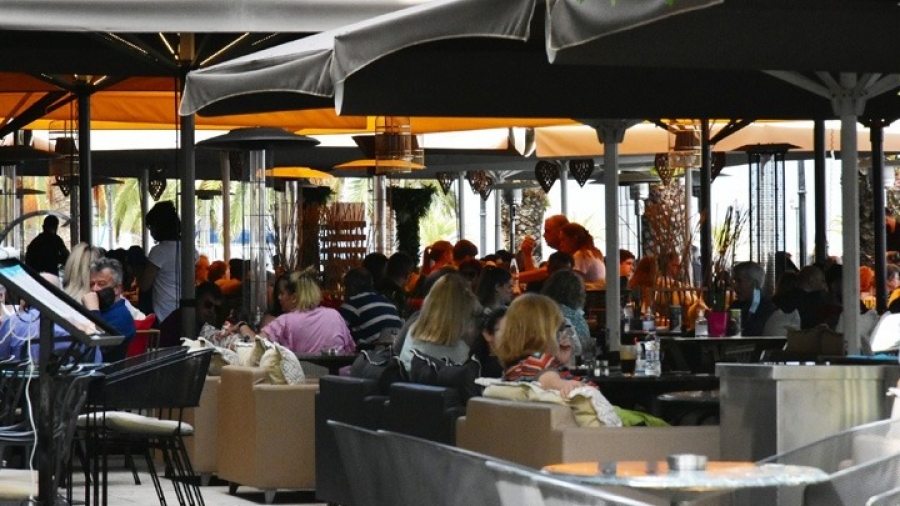 Πρεμιέρα στις 3/5 για την εστίαση μετά από 6 μήνες - Αυξημένη κίνηση - Όλα τα μέτρα