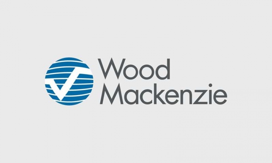 Wood Mackenzie: Η αντικατάσταση των ορυκτών καυσίμων με ΑΠΕ θα κοστίσει 4,5 τρισ. δολ. σε επενδύσεις