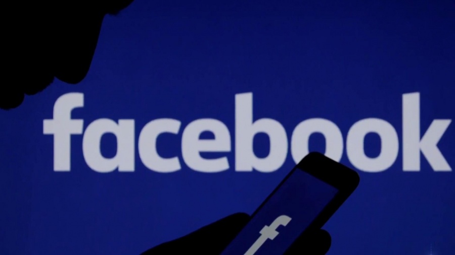 Facebook: Πρόστιμο 500.000 λιρών για την Cambridge Analytica