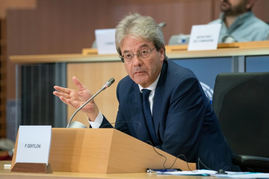 Gentiloni (ΕΕ): Ικανοποίηση για τα αποτελέσματα της Συνόδου Κορυφής - Ιστορική απόφαση - Αντιμέτωποι με τη χειρότερη των κρίσεων
