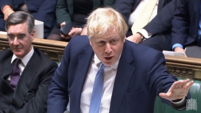 Βρετανία: Υπέβαλαν παραίτηση δύο στενοί συνεργάτες του Boris Johnson