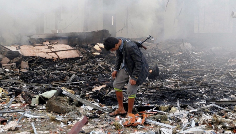 Υεμένη: Οκτώ νεκροί από έκρηξη νάρκης στην αυτοκινητοπομπή του υπουργού Άμυνας