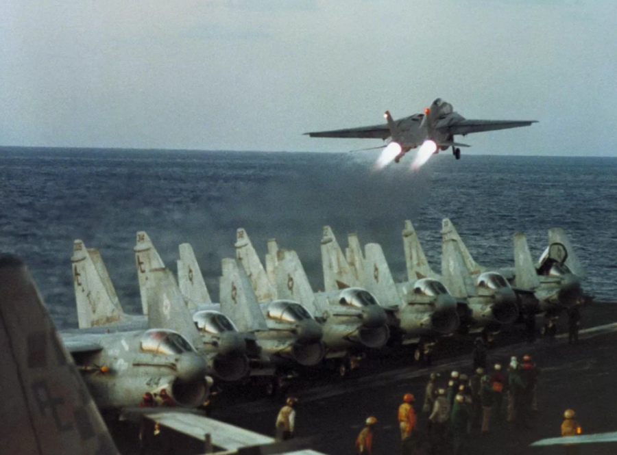 Houthi: Λάθος εκτόξευση πυραύλου από αμερικανικό πολεμικό πλοίο – Βρίσκονται σε σύγχυση και πανικό