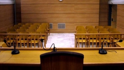Ένωση Δικαστών και Εισαγγελέων: Η κυβέρνηση να σεβαστεί την απόφαση του Μισθοδικείου για το συνταξιοδοτικό
