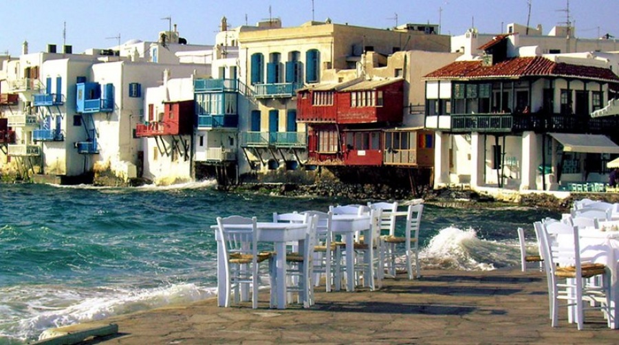 Ελβετικά POS στη...Μύκονο εντόπισαν οι ελεγκτές της ΑΑΔΕ