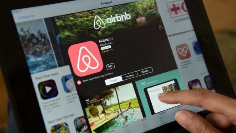 Τι δείχνουν οι καλοκαιρινές τάσεις της Airbnb - Πού θα κάνουν διακοπές οι Έλληνες