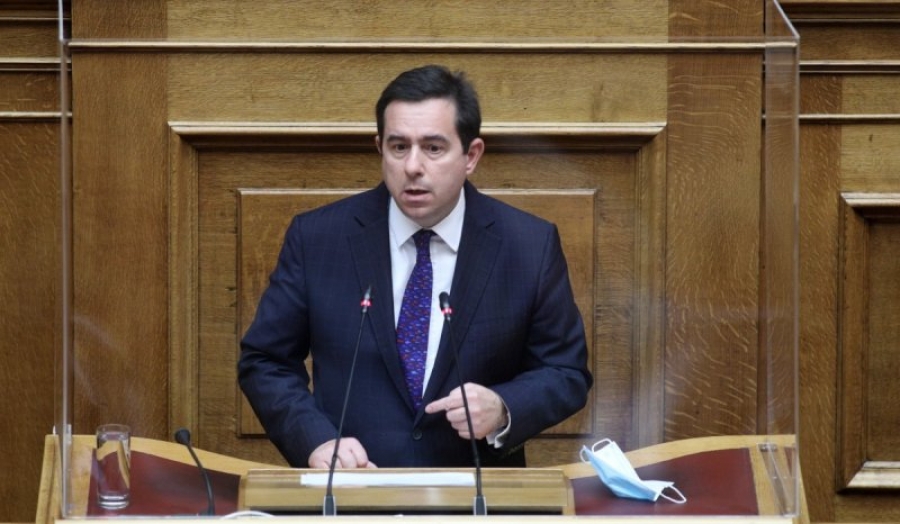 Μηταράκης: «Αρνούμαστε κατηγορηματικά τους ισχυρισμούς περί επαναπροωθήσεων»