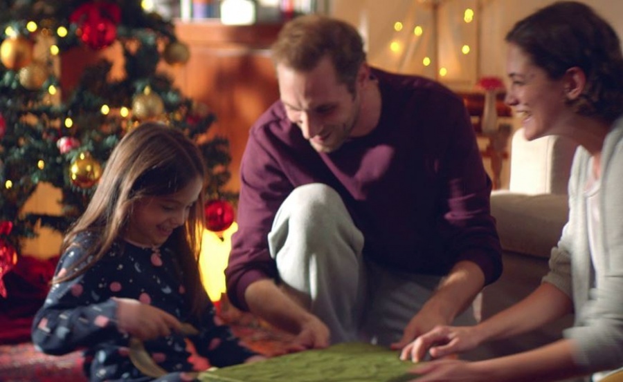 Μικρές στιγμές για τις γιορτές που θες: Η νέα τηλεοπτική καμπάνια της Lidl Ελλάς