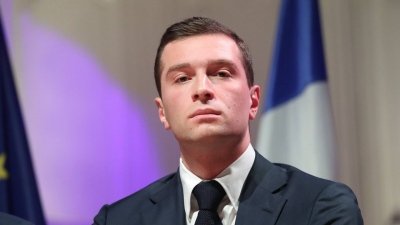 Τρέμει η διεφθαρμένη ψευδοελίτ των Βρυξελλών το πατριωτικό τσουνάμι - Μαφία της ΕΕ: Εκτός Νόμου ο Bardella με συνταγή Le Pen