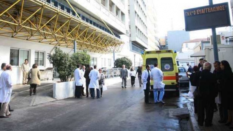 Σε καραντίνα 96 νοσηλευτές του νοσοκομείου «Ευαγγελισμός» - Έχουν εκτεθεί στον ιό