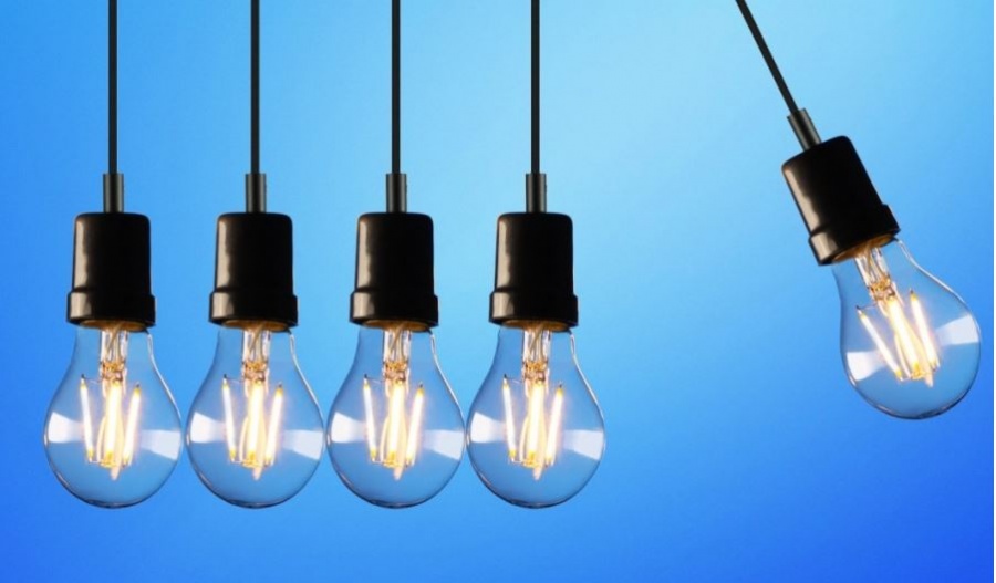 Αγώνας δρόμου ΥΠΕΝ-ΔΕΗ έως τον Δεκέμβριο για τα μέτρα απελευθέρωσης της αγοράς και εξυγίανσης της εταιρείας