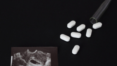 ΗΠΑ: Η κυβέρνηση προσφεύγει στο Ανώτατο Δικαστήριο για την πρόσβαση στη φαρμακευτική άμβλωση