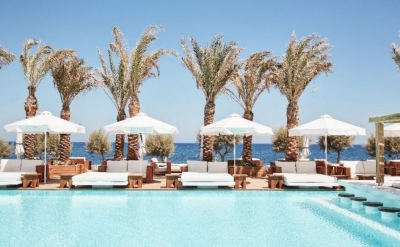 To Nikki Beach Resort & Spa Santorini ανοίγει τις πόρτες του την 1η Μαΐου 2022