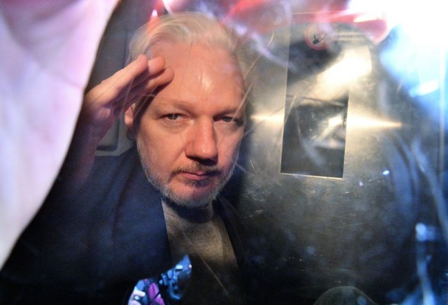 Προσωρινή δικαστική νίκη του Assange, δεν θα εκδοθεί στις ΗΠΑ άμεσα - Άδεια για έφεση, νέα ακρόαση 20/5
