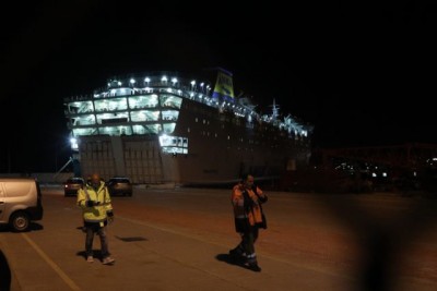 Συναγερμός στο Blue Star Delos - Ανάμεσα στους 23 Γάλλους υπάρχει ένα επιβεβαιωμένο κρούσμα κορωνοϊού.