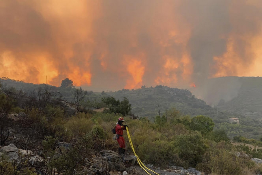 Στο έλεος εμπρηστών η Ισπανία - Περισσότερες από 100 πυρκαγιές με διαφορά λίγων ωρών