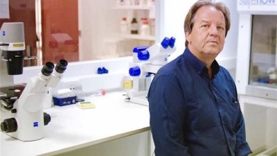 Γραβάνης: Τα παιδιά δεν κινδυνεύουν από το εμβόλιο αλλά από τον κορωνοϊό