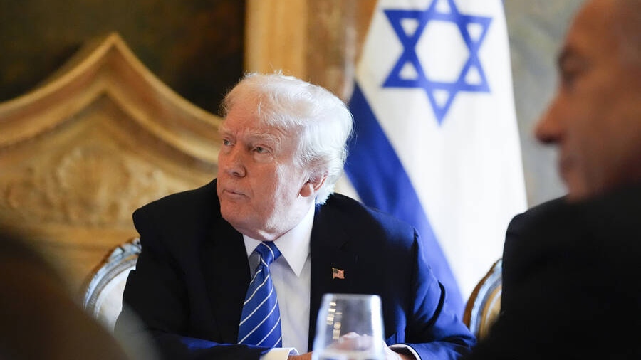 Ο «πρόεδρος της ειρήνης» υπό αμφισβήτηση - «Νέα ντροπή» για τον Trump, μετά τη Ρωσία τον «κρέμασε» και το Ισραήλ - Ανάλυση του CNN