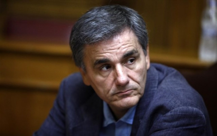 Τσακαλώτος: Ο κ. Μητσοτάκης δεν διάβασε ότι οι μειώσεις φόρων στους πλούσιους δεν φέρνουν ανάπτυξη