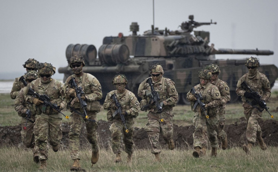 Σε πολεμικό αμόκ και η Ρουμανία: Η Ρωσία είναι η μεγάλη απειλή για την εθνική μας ασφάλεια