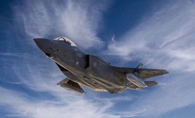 «Όλα για όλα» οι ΗΠΑ - Αναπτύσσουν απέναντι από το Ιράν σχεδόν όλο τον στόλο πυραύλων Stealth JASSM-ER