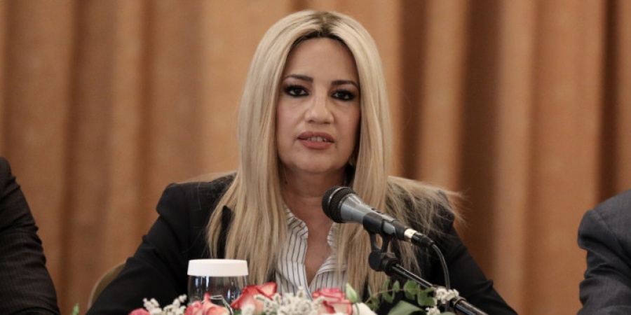 Γεννηματά: Ο Τσίπρας μπροστά στον πανικό του σύρθηκε να ψηφίσει τη μη μείωση του αφορολογήτου