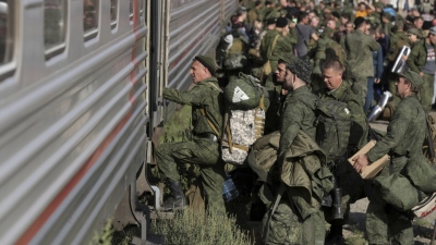 «Ο ρωσικός οδοστρωτήρας θα τεθεί σε κίνηση» - Επιστράτευση ενός εκατομμυρίου στρατιωτών σε περίπτωση κλιμάκωσης