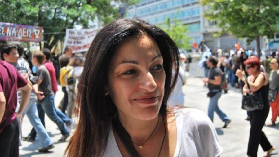 Παραιτήθηκε από το ευρωψηφοδέλτιο του ΣΥΡΙΖΑ η Λοΐζου μετά τον σάλο για την παράνομη σύνταξη - Πολιτικά έκθετη η κυβέρνηση