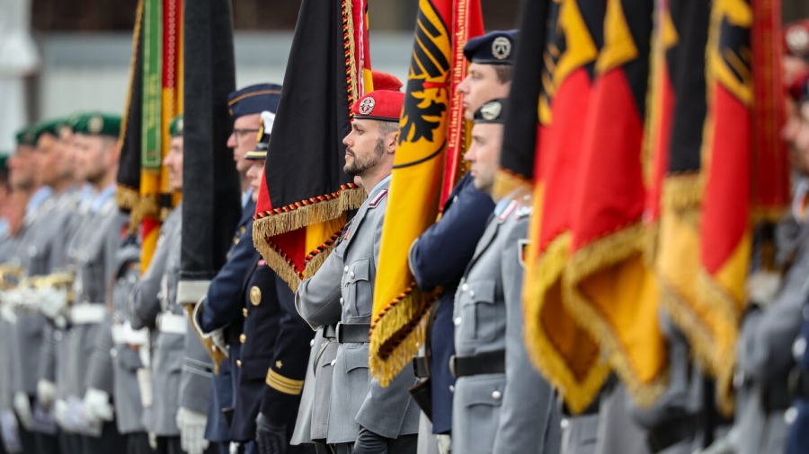 Ιαχές πολέμου συγκλoνίζουν την Ευρώπη - Το ΝΑΤΟ ζήτησε 7 νέες Ταξιαρχίες 40.000 στρατιωτών από τη Γερμανία