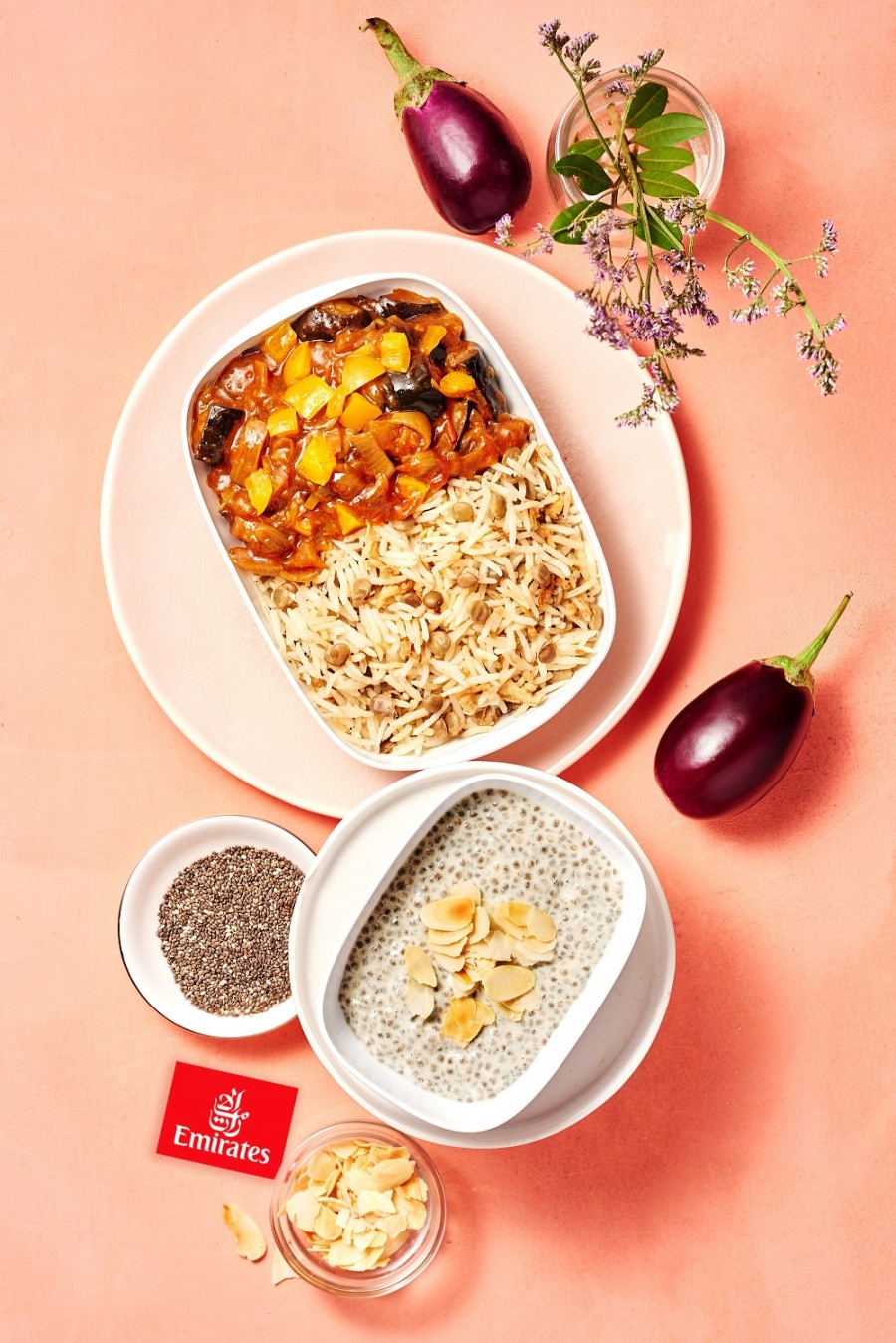 H Emirates σέρβιρε περισσότερα από 20.000 αυστηρά χορτοφαγικά γεύματα εν πτήσει στα πλαίσια του Veganuary