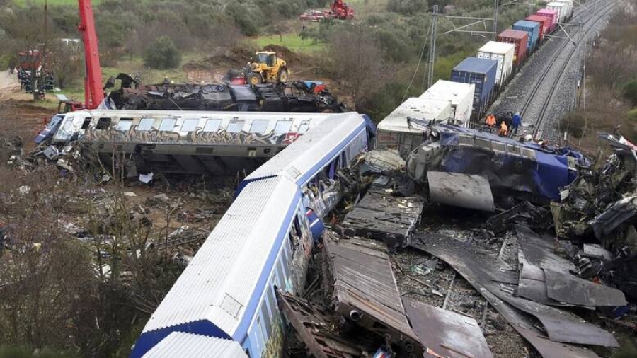 Η συγκλονιστική περιγραφή επιβάτιδας στα Τέμπη: Δεν θα ξεχάσω ποτέ όταν κατάλαβα ότι δεν έχω πεθάνει