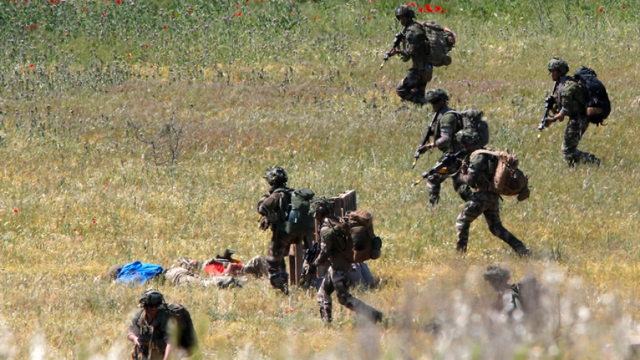 Νέα εξέλιξη: Ο βρετανικός στρατός έλαβε επίσημες οδηγίες για πόλεμο με τη Ρωσία - Προετοιμάστε τους συγγενείς σας