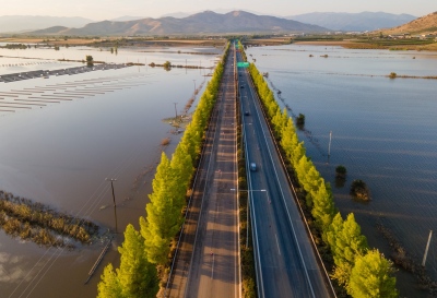 Άνοιξε η εθνική Αθηνών – Θεσσαλονίκης και για βαρέα οχήματα