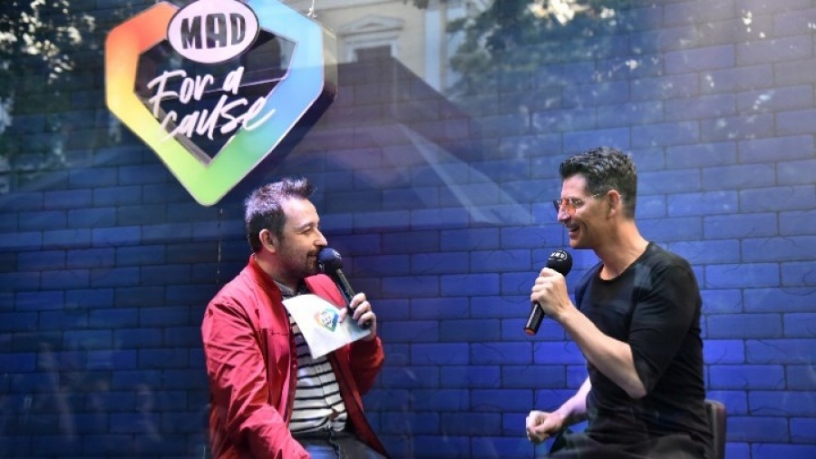 Γιατί Σάκης Ρουβάς, Ελένη Φουρέιρα και SNIK μπήκαν στη βιτρίνα του attica City Link;