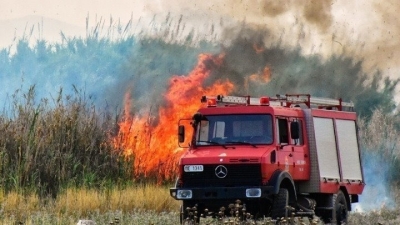 Mαίνεται η φωτιά στην ανατολική Μάνη Λακωνίας