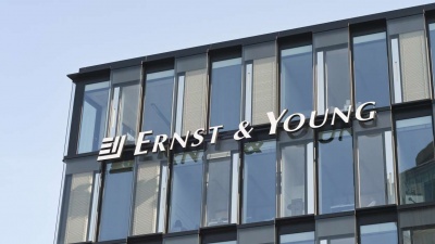 Ernst&Young: Τα δάνεια που θα πωληθούν από τις ελληνικές τράπεζες θα φθάσουν τα 50 δισ. ευρώ