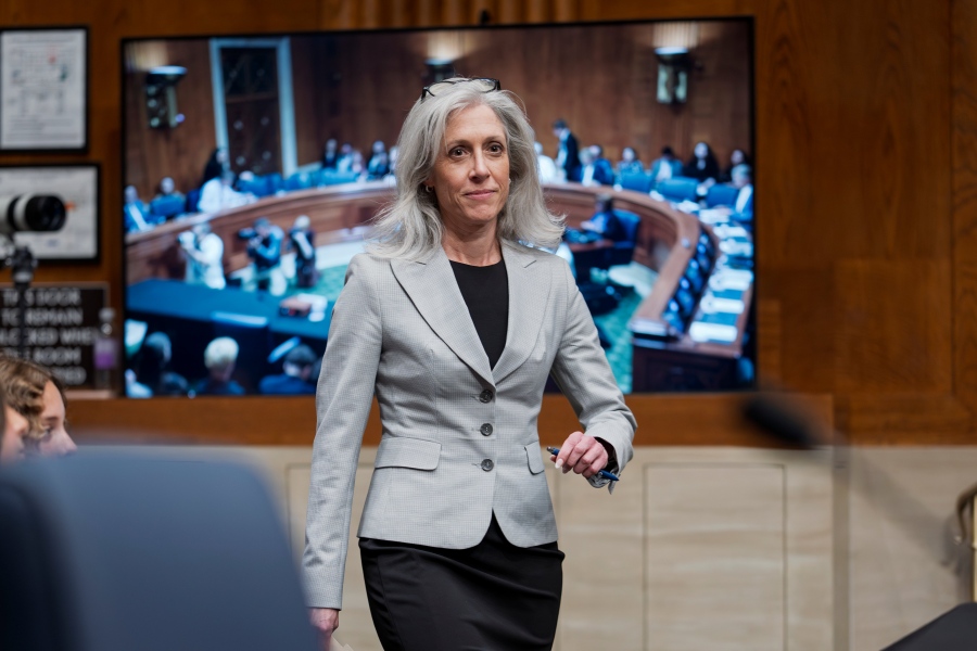 Υποψήφια του Trump για τα CDC αποθεώνει τα εμβόλια mRNA – Ποιος την πρότεινε;