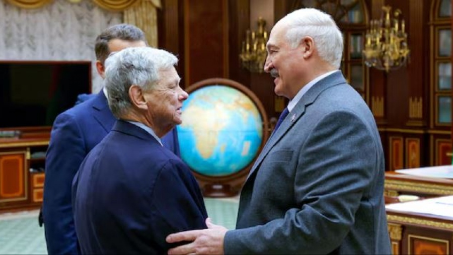 Διπλωματική κινητικότητα: Οι ΗΠΑ αίρουν τις κυρώσεις στο ποτάσιο της Λευκορωσίας - Ο Lukashenko απελευθερώνει κρατουμένους