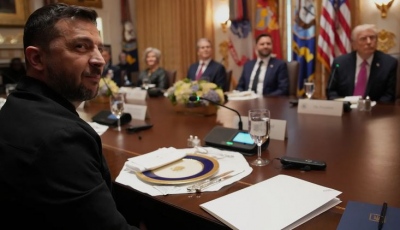 American Conservative: Σωσίβιο για Zelensky το σχέδιο ΗΠΑ για επίλυση της ουκρανικής κρίσης