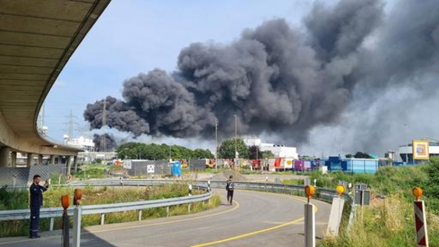 Γερμανία: Έκρηξη σε κτίριο της Bayer στο Λεβερκούζεν - Ένας νεκρός, πολλοί τραυματίες και 5 αγνοούμενοι