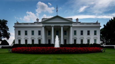 Ραγδαίες διπλωματικές εξελίξεις: Εσπευσμένα στις ΗΠΑ για διαπραγματεύσεις οι Σύμβουλοι Ασφαλείας Γερμανίας, Βρετανίας και Γαλλίας