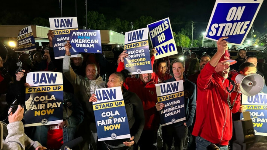 Πρωτοφανείς απεργίες σε αυτοκινητοβιομηχανίες των ΗΠΑ - «Αυξήστε την ανεργία στο 50%, πρέπει να νιώσουν πόνο...»