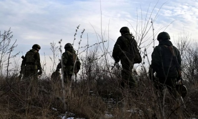 Οι Ουκρανοί φεύγουν από την πόλη Avdiivka για να μην αποκοπούν από τους Ρώσους που προελαύνουν