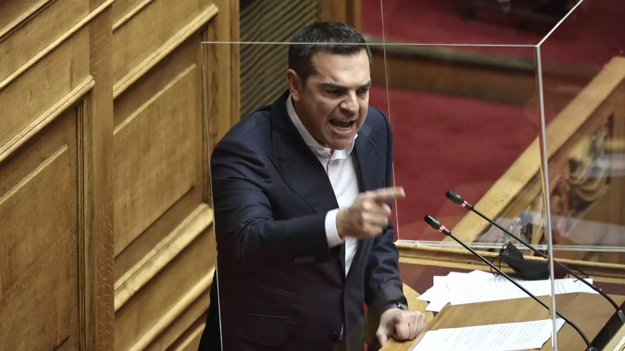 Σφοδρή επίθεση Τσίπρα σε Μητσοτάκη: Ντυθήκατε ΚΚΕ - Ξεχάσατε ακρίβεια, πληθωρισμό, βενζίνη, πανδημία, σκευωρία